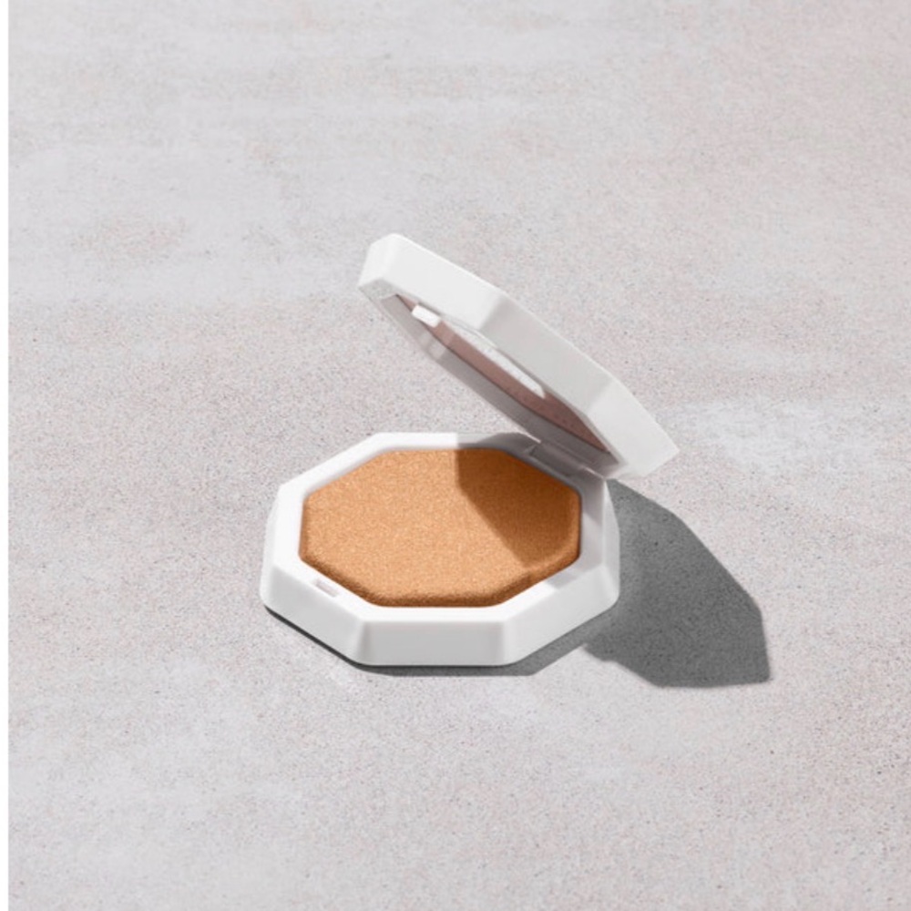 Fenty Beauty DEMI'GLOW LIGHT-DIFFUSING HIGHLIGHTER in Loo$e Change NEW